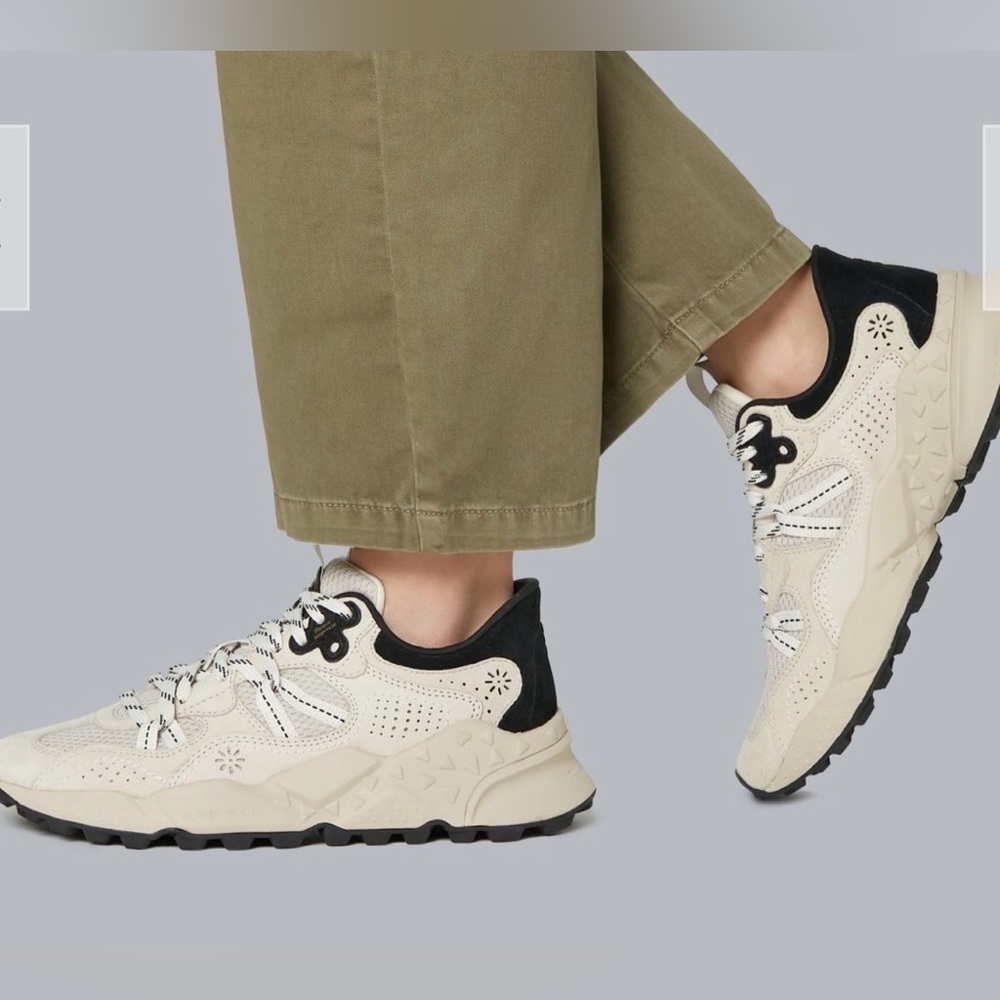 NWT Flower Mountain TIGER HILL UNI Suede and technical fabric sneakers - Beige - Picture 3 of 15